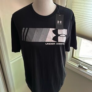 Under Armour short sleeve size medium